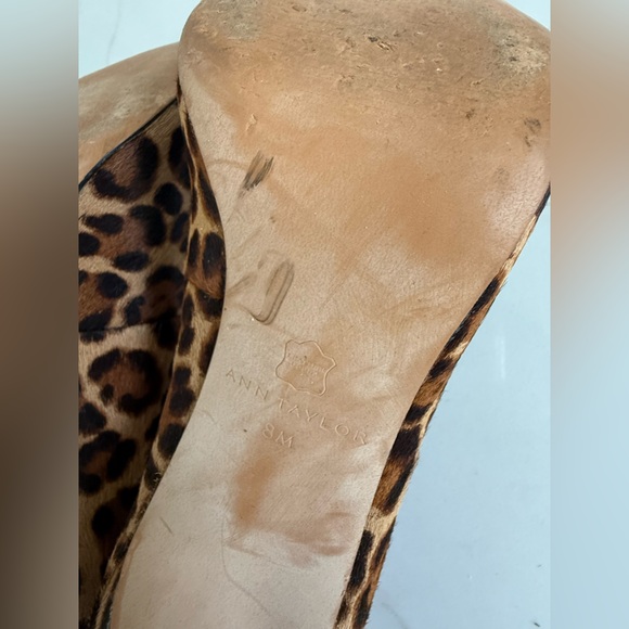 Ann Taylor Brown Leopard Print Heels Size 8 - Picture 7 of 9
